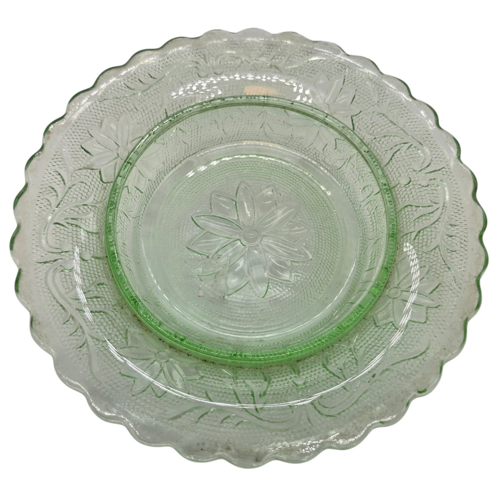 Vintage Tiara Chantilly Green Indiana Glass SANDWICH TRINKET Dish 7.5” Wide